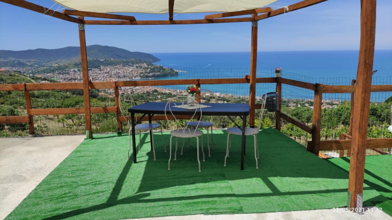 Una Terrazza Sul Mare Agropoli Eksteriør billede