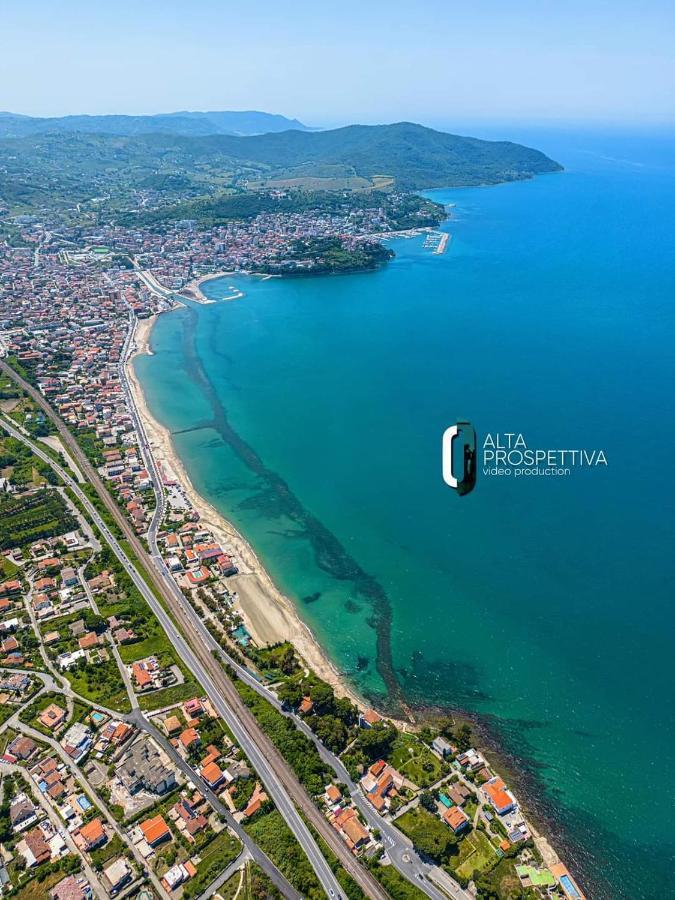 Una Terrazza Sul Mare Agropoli Eksteriør billede